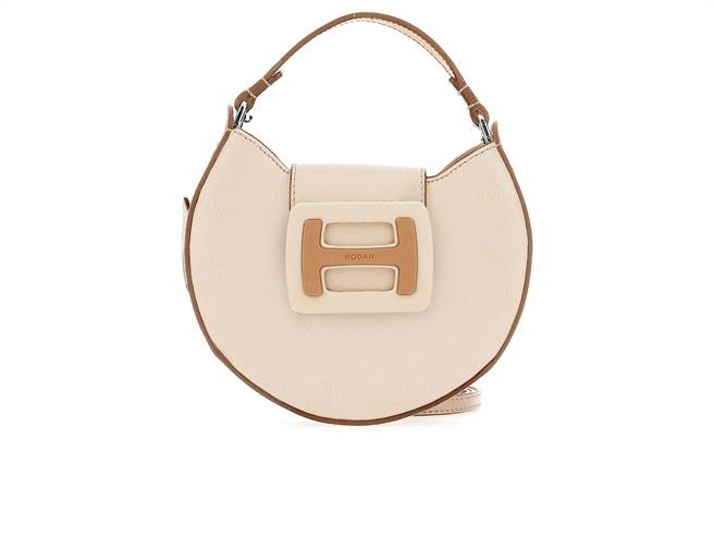HOGAN 燕麥白迷你手提肩背包，1萬8000元。（HOGAN提供）
