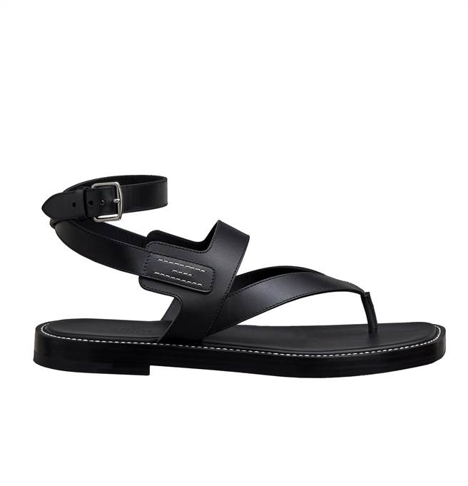 小牛皮凉鞋2万9500元。（Hermes提供）