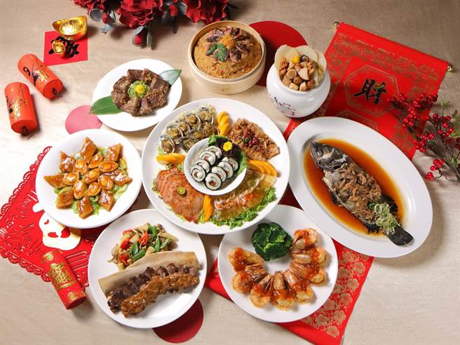 台北老爷中式外带年菜「瑞兔呈祥外带年菜」，1月7日前预订享优惠价15,888元。(老爷酒店集团提供)