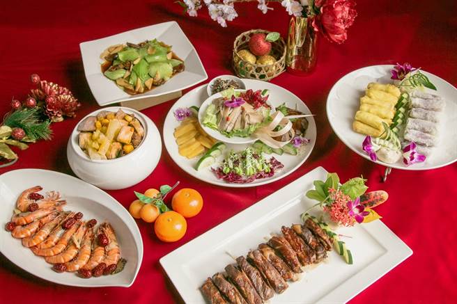 台东知本老爷酒店春节限定「新春团圆宴」，每桌10人份11道佳肴9,800元起。(老爷酒店集团提供)