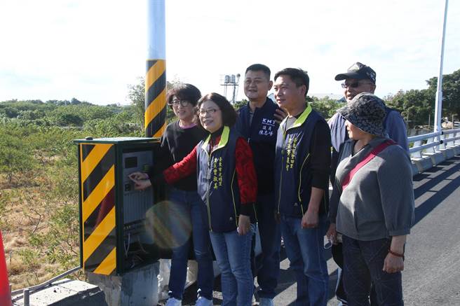 太平溪右岸南王桥到日光桥今日通车典礼，第1铁路桥至康乐桥段同步动土。（台东县政府提供／蔡旻妤台东传真）