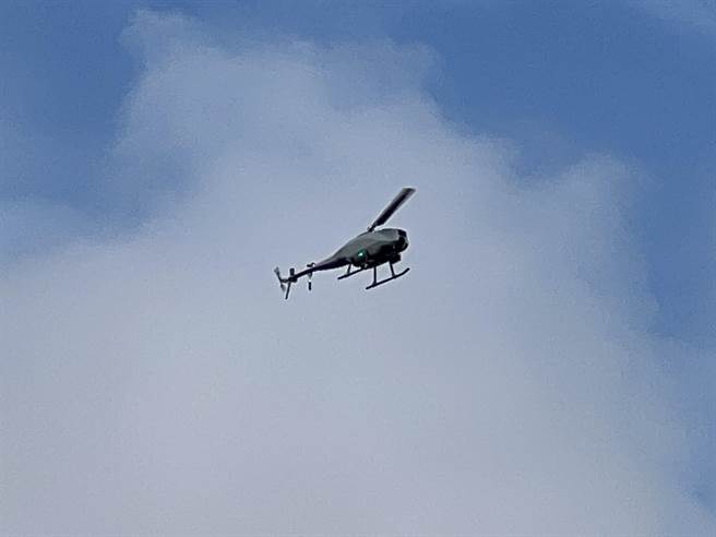 总统视导陆军机步234旅联兵一营，旋翼型无人机首度公开演练。（曾薏苹摄）