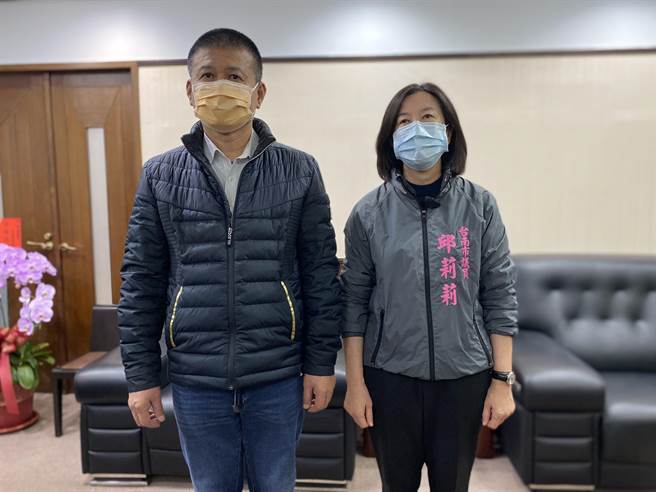 台南市議會議長邱莉莉、副議長林志展交保後，首度露臉。(曹婷婷攝)