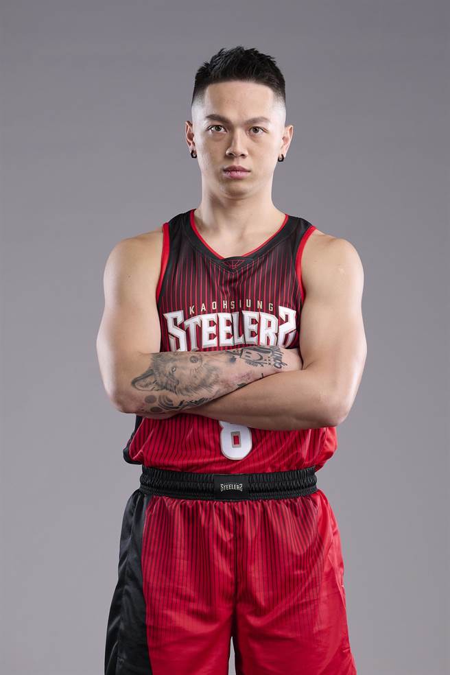 王律翔（高雄17直播钢铁人提供）