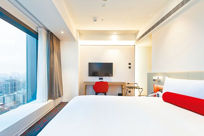 台北凯达大饭店「Nice 兔 meet you」住房专案，属兔的民眾可升等至豪华客房。（台北凯达大饭店提供）