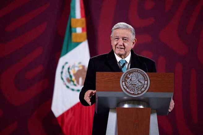 2022年12月16日，墨西哥总统罗培兹欧布拉多（Andres Manuel Lopez Obrador） 在墨西哥城举行的新闻发布会上发表讲话。（路透社）