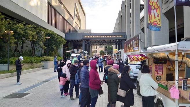 丰原转运中心举办市集深获好评，今、明两天再推出晴市集。（台中市政府提供）