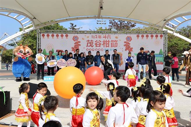 云林县「斗六茂谷柑节及年货市集」登场，促销2天民眾揪团採购。（云林县政府提供／张朝欣云林传真）