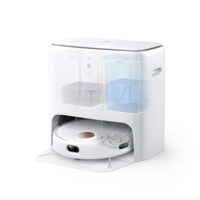 「yeedi一點」的掃拖機器人Floor 3 Station擁有全自動的清潔基站，掃、吸、拖、洗、烘，五大功能一機兼具，提供40度熱風烘乾功能最方便。（ECOVACS提供）