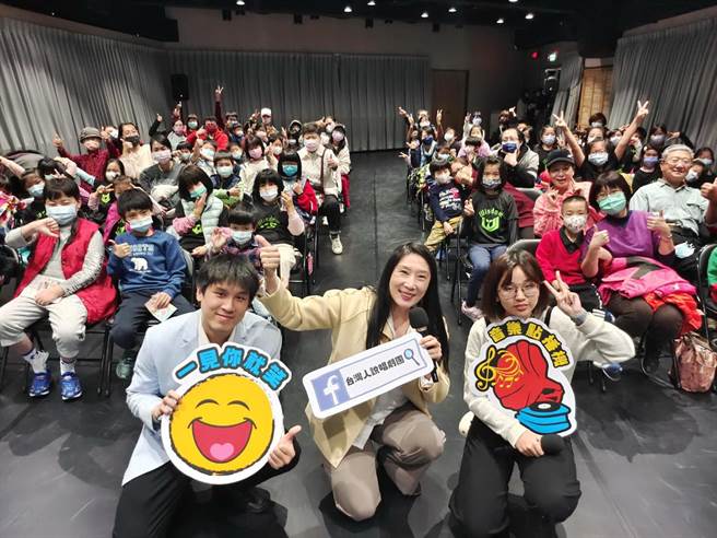 台湾人说唱剧团与桃市府艺文设施管理中心合作，首次以说唱为主题，进驻中坜艺术馆，推出「桃之笑笑」说唱桃园驻馆计画。（文化局提供／蔡明亘桃园传真）