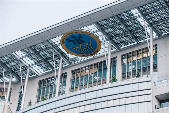 卫福部社工司今宣布，低收、中低收入户生活补助将在农历过年前及时入帐，让60万名弱势民眾温暖过年。（资料照／郭吉铨摄）