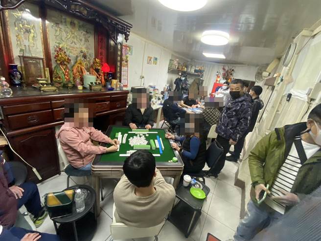 汐止警方查获麻将职业赌场。（警方提供）
