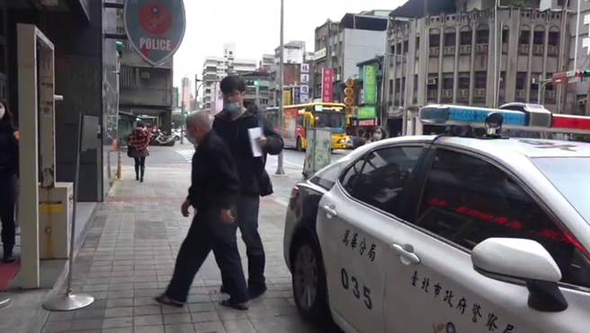 警方一周2次逮捕麻将馆负责人。（翻摄画面）