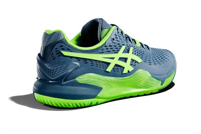 GEL－RESOLTUION 9，4280元。（ASICS提供）