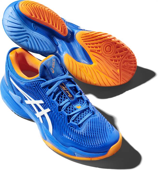 COURT FF 3，5180元。（ASICS提供）