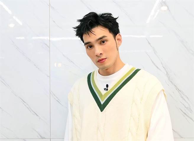 黄伟晋入选《哈啰!毛小孩》实习生。（台视提供）