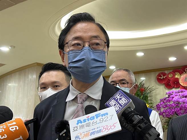 市长张善政认为这次临时和水公司的搭配「差强人意」，再度提到「资讯落差」，未来要建立断水的标准作业流程，让每件事按部就班。(蔡依珍摄)