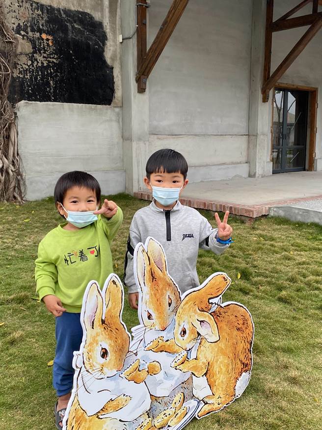 园方说，小兔彼得户外特展的展期从1月22日至2月28日。（台南市政府文化局提供／张毓翎台南传真）