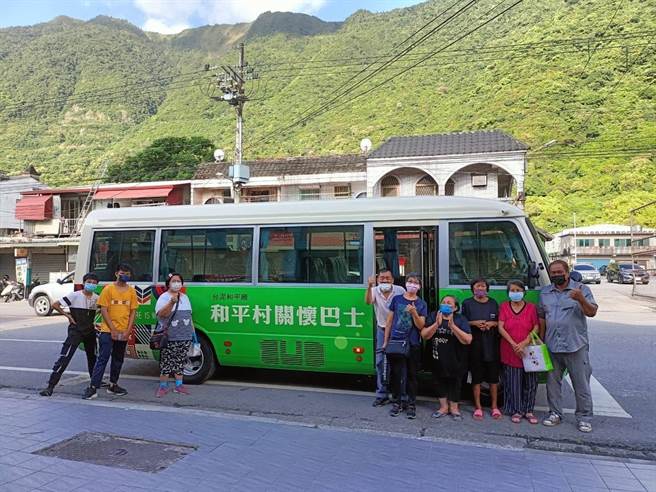 台泥DAKA成立後，為當地和平部落帶來經濟效應，台泥並提撥一定比例營收回饋當地。（台泥提供／王志偉花蓮傳真）