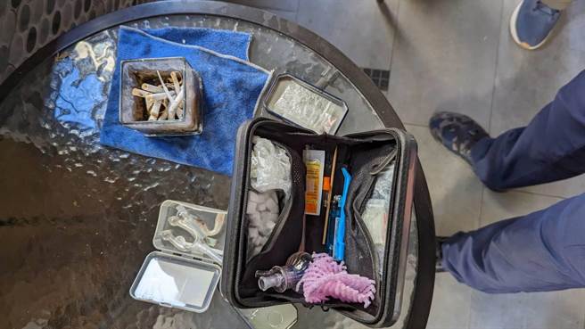 新兴警方今日执行「清源专案2.0」时，破获毒品案。（翻摄照片／崔正纲高雄传真）★《中时新闻网》关心您：保护自己、远离毒品！