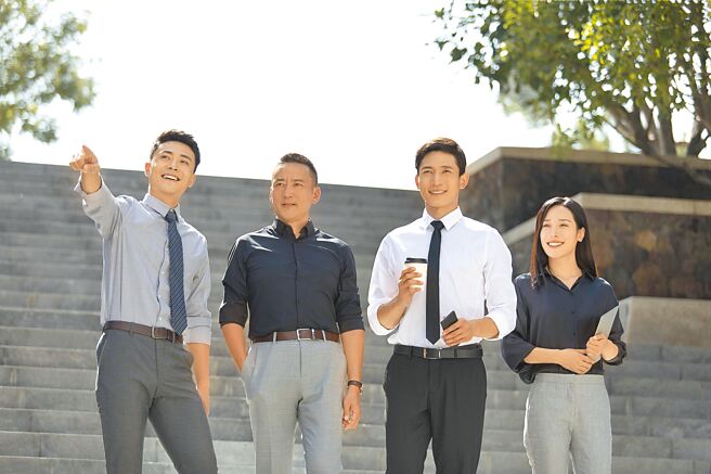 全球人壽攜手兆豐銀行，推出保障傳承兼健康促進雙效保單。圖／全球人壽提供