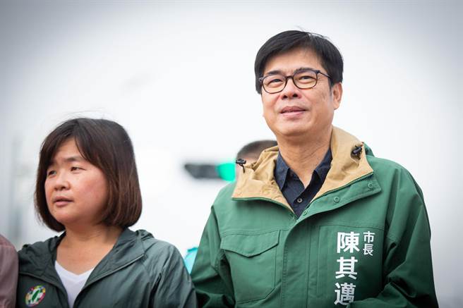 民进党立委高嘉瑜成党内箭靶，台北市议员王世坚喊话「勿霸凌」，代理党主席陈其迈10日强调，「党跟党团有相关运作规范与机制」，要尊重机制，任何人发言「都该基于事实做评论」。（袁庭尧摄）