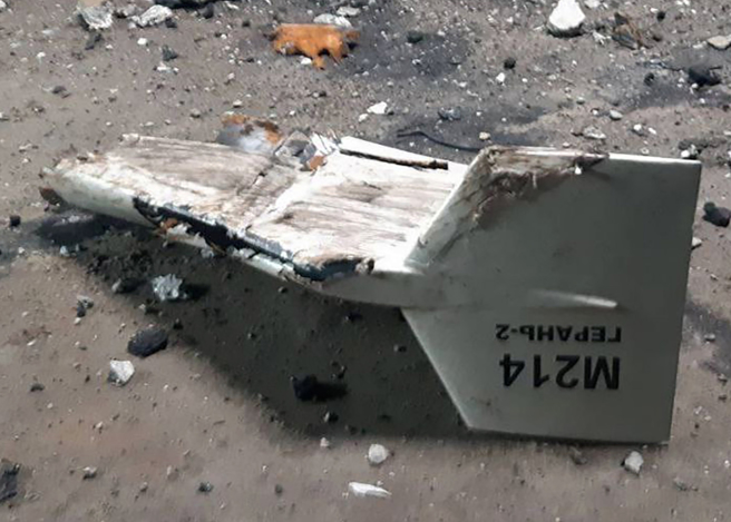 乌克兰部队战略通讯局（Strategic Communications Directorate）1月3日公布在东北部市镇库皮扬斯克（Kupiansk）附近被击落的伊朗制「见证者」（Shahed）无人机。（美联社）