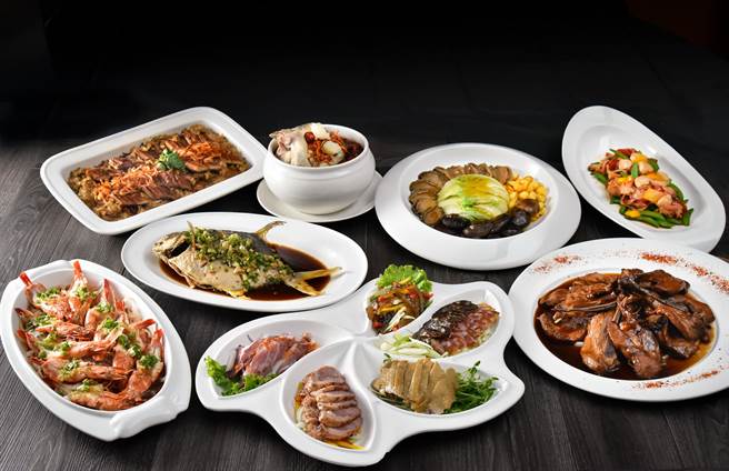 高雄福華飯店珍珠坊主打廣東式年菜，每席6888元起。（柯宗緯翻攝）