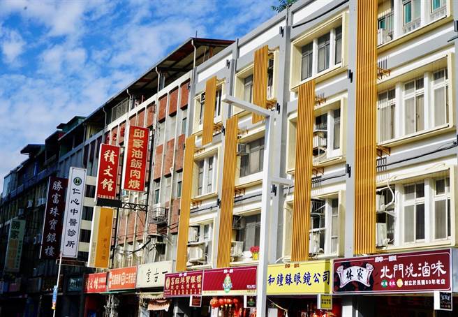 府中双城美学 北门街示范街道古色古香。（新北市都更处提供）