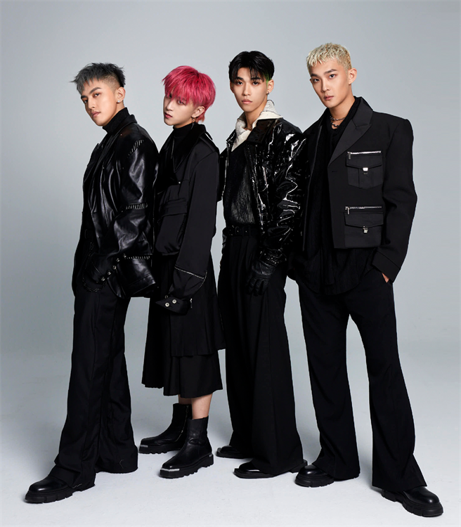 「U：NUS」团员高有翔（左起）、吴昱廷、蔡承佑、高胥崴，即将推出首支创作单曲。（滚石唱片提供）