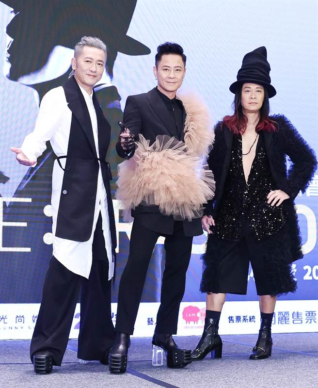 草蜢今来台出席演唱会记者会。（陈俊吉摄）