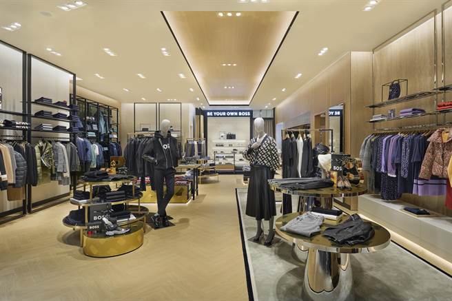 BOSS台北101全新概念專門店以品牌標誌性的駝色、白色、黑色為基底，營造溫暖精緻的氛圍。（BOSS提供）