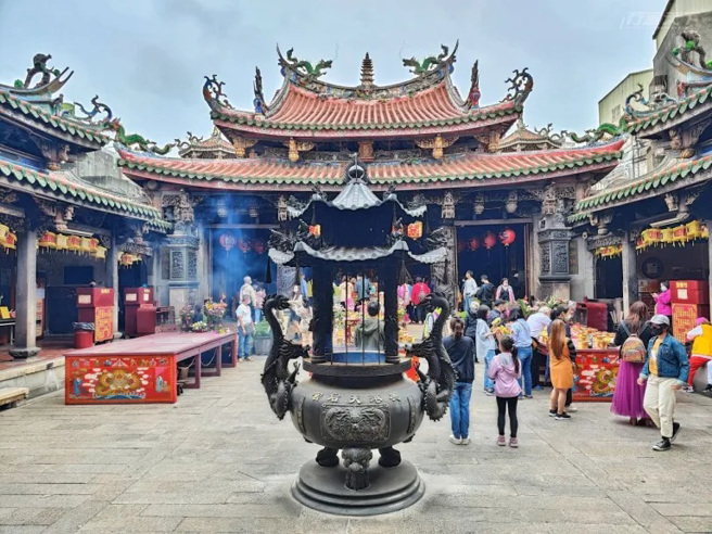 鹿港天后宫奉祀湄洲天后宫天上圣母开基圣母神尊。(图/行遍天下)