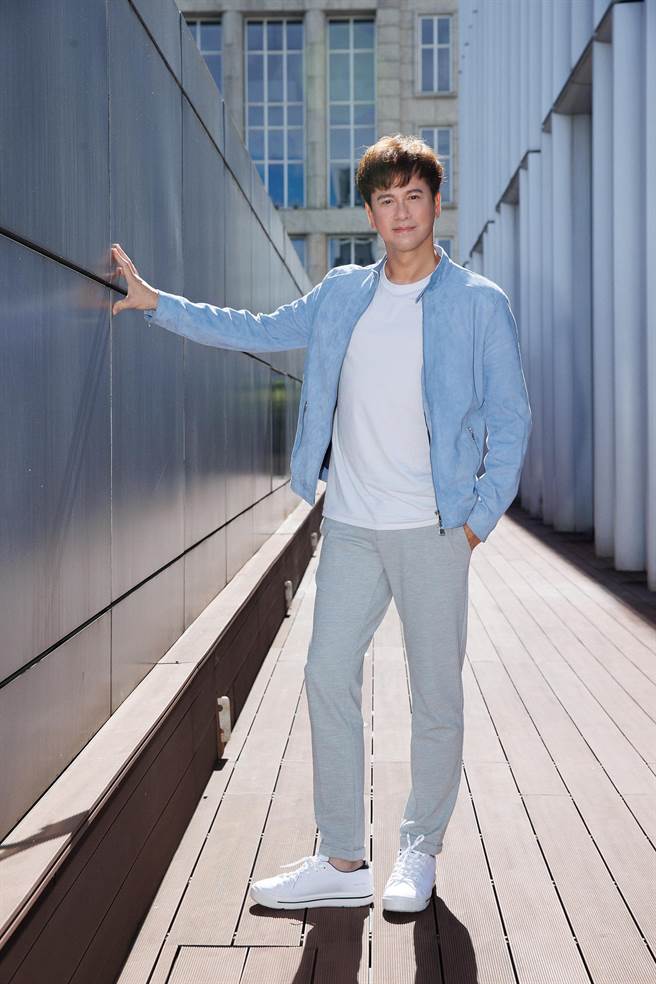 李圣杰将于3月举办生日音乐会。（华纳音乐提供）