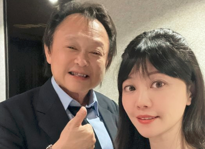 沈富雄10日表示，「最近情況更惡劣的，就是王世堅（左）、高嘉瑜（右）變成大家修理的對象」。（圖／取自高嘉瑜臉書）