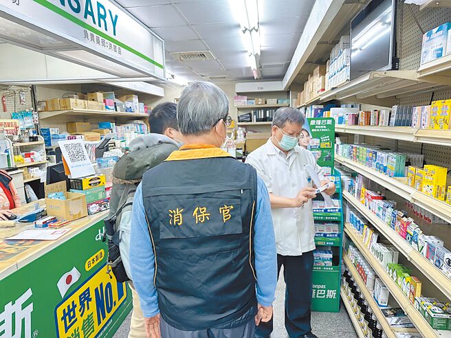 北市有藥師向消費者喊價普拿疼1盒1500元，台北市消保官與衛生局去年12月底赴藥局稽查，未發現1盒1500元普拿疼的銷售紀錄，該案已移交公平交易委員會處理。（台北市法務局提供／蔡佩珈台北傳真）