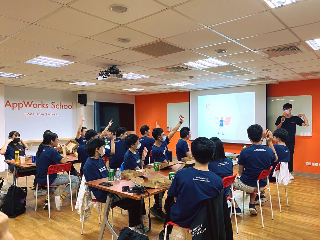 台灣大攜手AppWorks School成立「攻城精英就業保證班」 - 生活