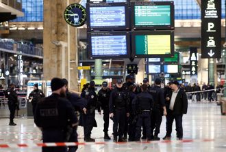巴黎車站男子持刀攻擊被捕 數人輕傷