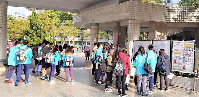 112學年度大學入學考試中心舉辦的學科能力測驗將13日至15日登場，明（12）日下午2時至4時開放考生查看考場。（新北市教育局提供）