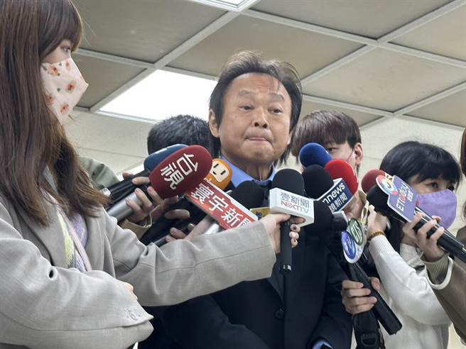 民进党台北市议员王世坚今天下午受访。（杨亚璇摄）