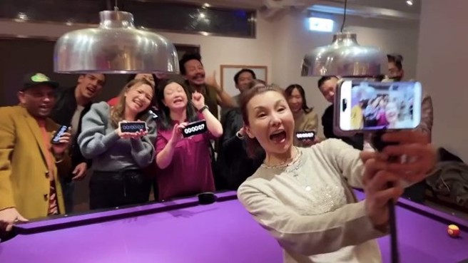 张曼玉素顏依旧气质出眾。(图／取自张曼玉抖音)