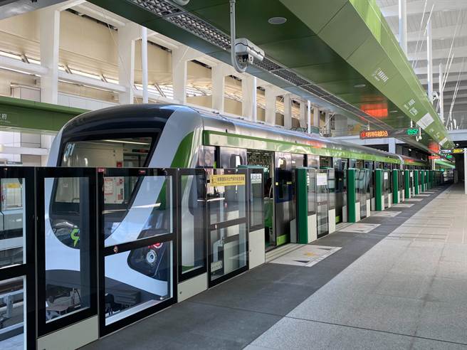 台中捷运去年旅客整体满意度达93.7％。（张亦惠摄）