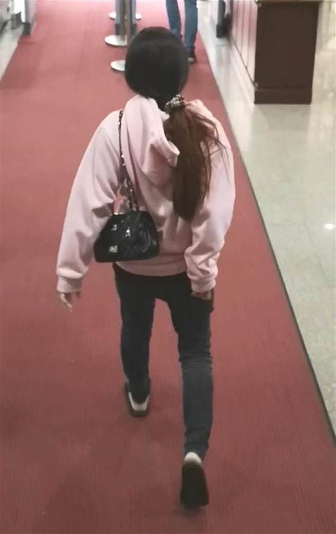 林姓酒店小姐涉嫌与胞兄、男友凌虐、饿死2岁儿子，判刑8年未到案，今被拘提发监执行。（本报资料照／黄捷摄）