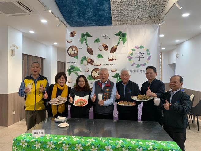 公馆乡农会今天特别举办芋头行销活动。（公馆农会提供／李京升苗栗传真）