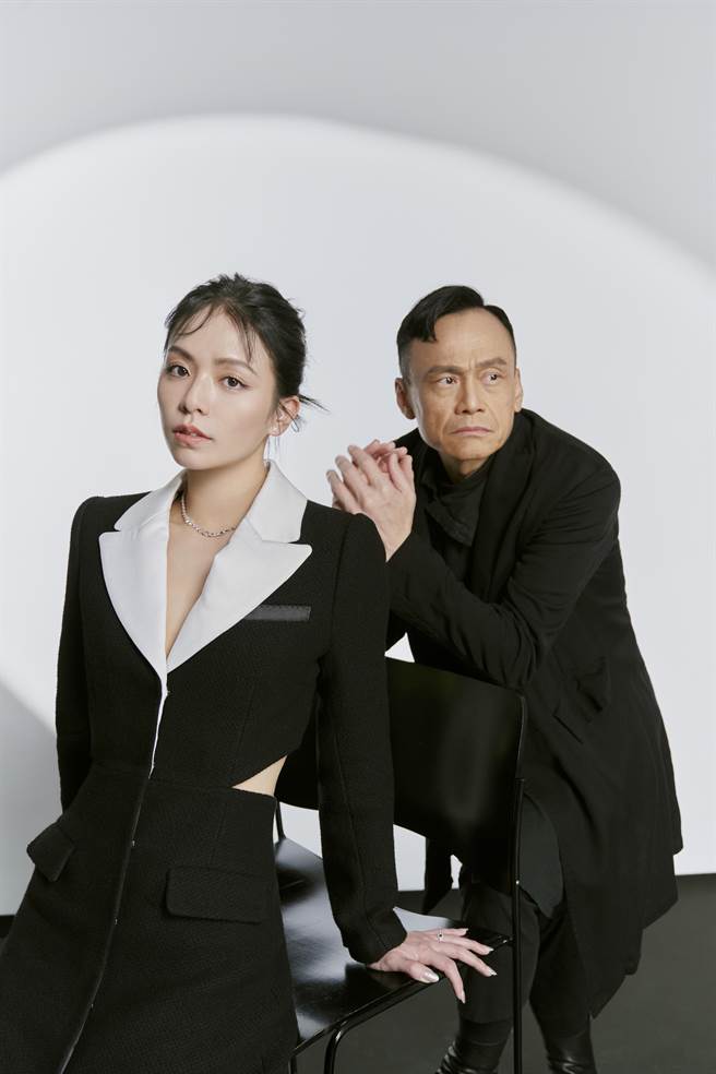 宋芸桦（前）和很兴奋能与金马影帝陈以文合作。（Disney＋提供）