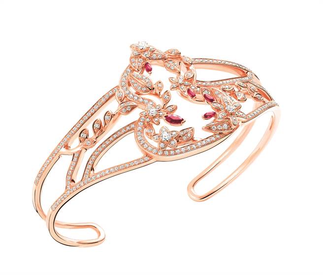 Qeelin Wulu Garden 18K 玫瑰金钻石及红宝石手鐲，59万2000元。（Qeelin提供）