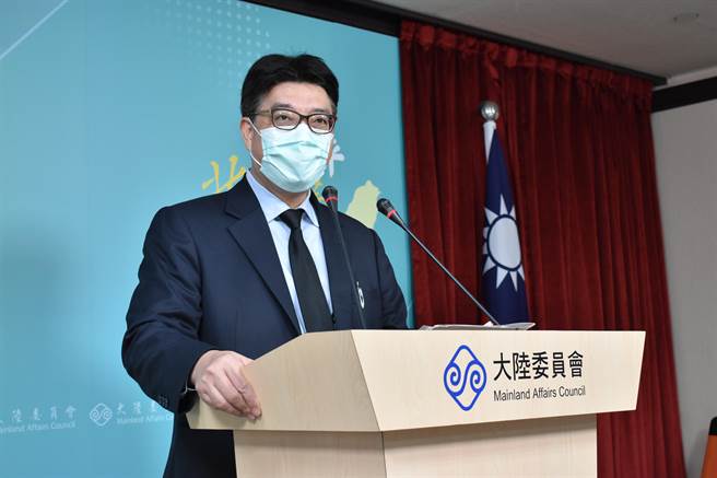 陆委会副主委邱垂正12日主持例行记者会。（陈冠宇摄）