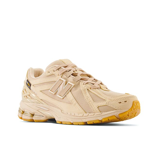 New Balance 1906R秋冬機能系列，4980元。（New Balance提供）