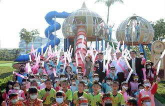 屏東縣民公園共融遊戲場啟用 72種遊戲玩法邀民眾體驗