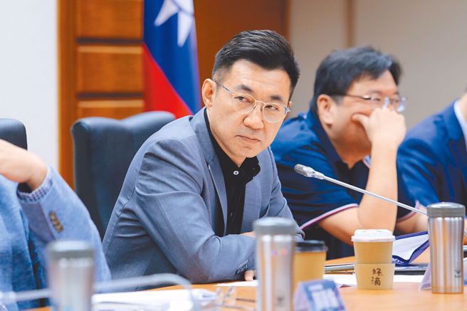 立法院要审议税收超徵还税于民特别条例草案，江启臣表示，过年前发现金技术上绝对做不到，但至少知道这是底定的事，就给人民交代，让大家过个好年。（资料照）